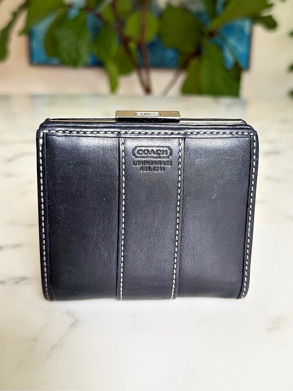 COACH Vintage Est. 1941 Leatherwear Small Black Leather Wallet Frame Coin Purse